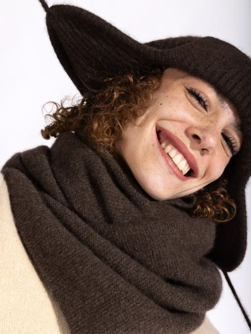 Chapka en yack marron foncé, idéale pour affronter l'hiver