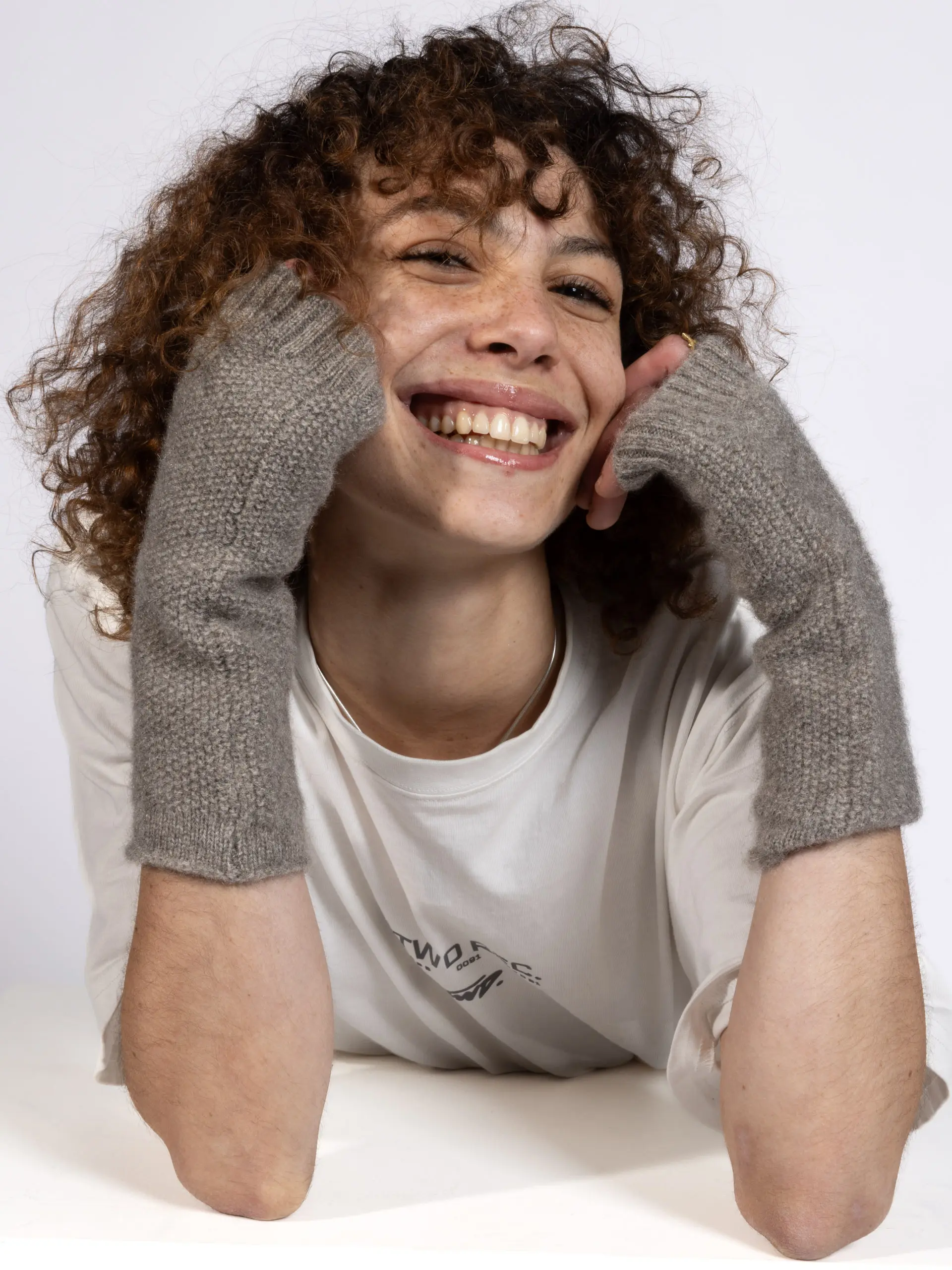Mitaines Yack | Gris | Point de riz – Image 2