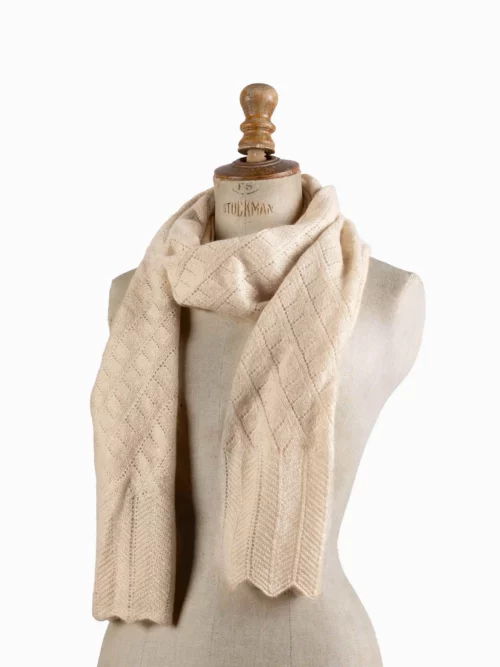 Écharpe cachemire beige luxe et élégante