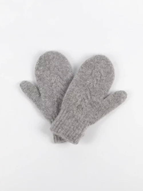 Paire de moufles yack gris sur fond blanc