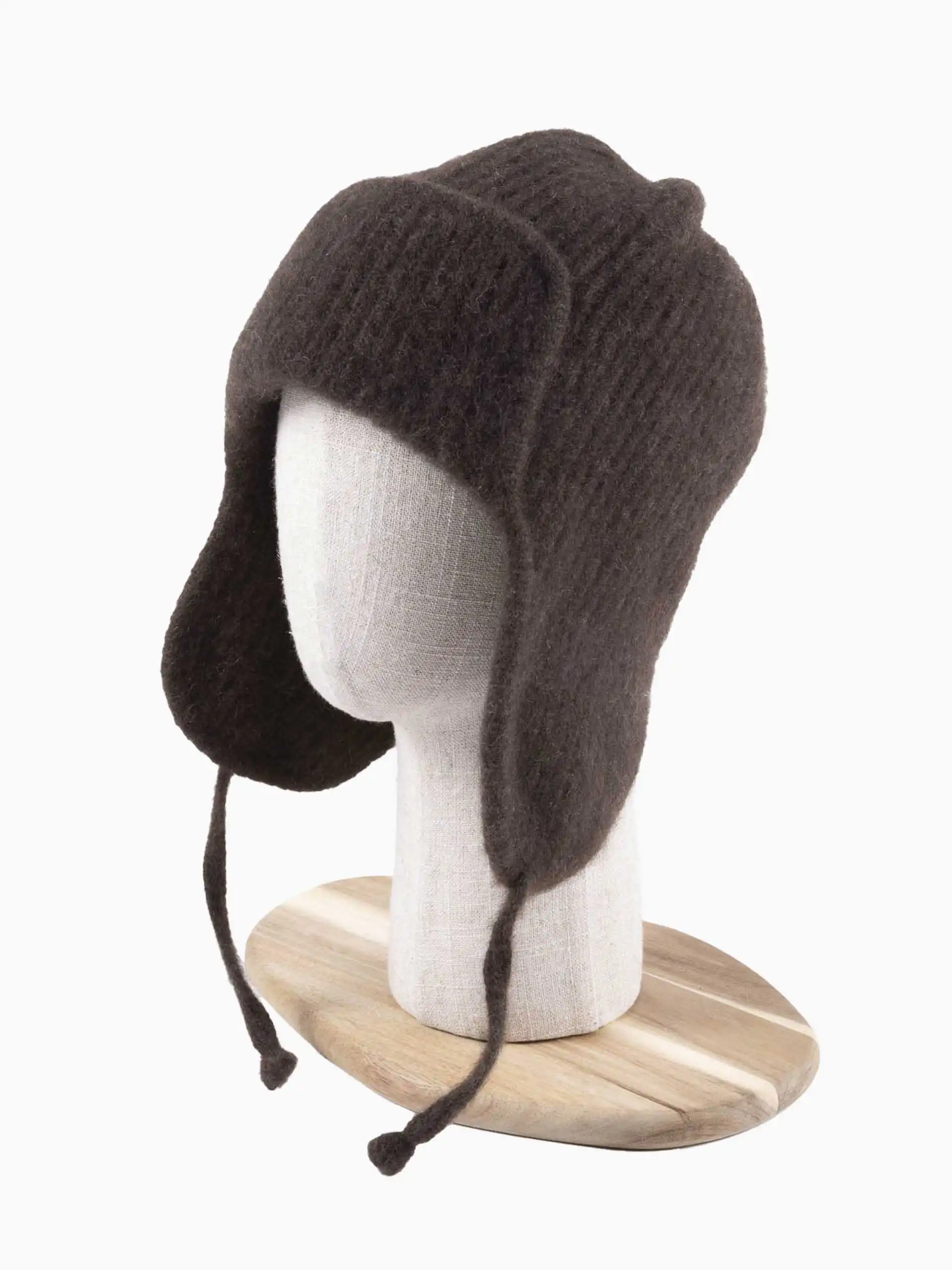 Chapka en yack marron foncé, idéale pour affronter l'hiver