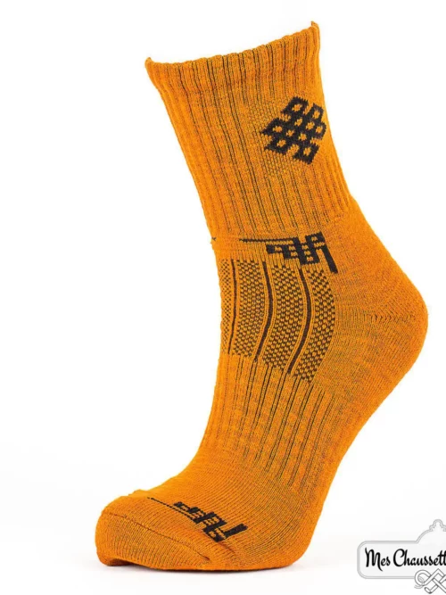 Chaussettes coton orange en tricot avec motifs noirs