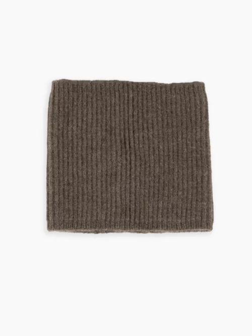 Tour de cou marron en maille fine, un accessoire chaud et luxueux en duvet de yack, taille unique pour homme, femme et enfant.